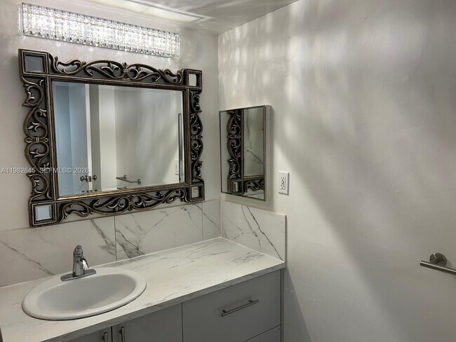 Building Photo - 3751 Environ Blvd