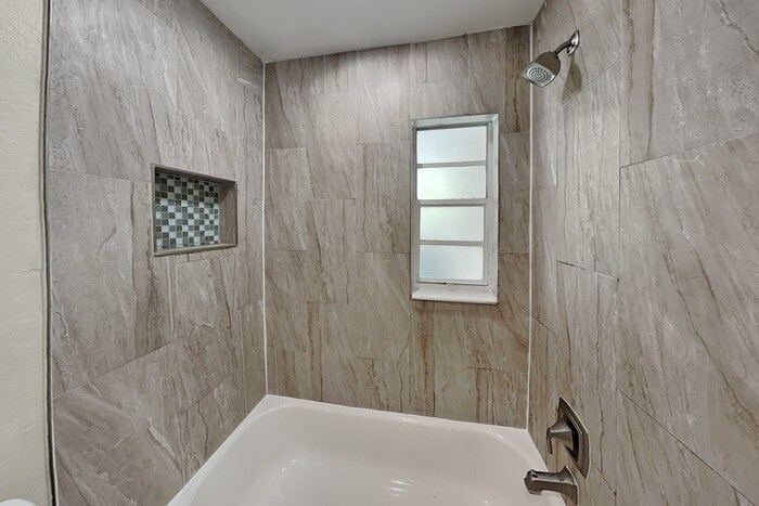 Building Photo - 7109 Vallejo Way