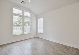 Building Photo - 13207 Westmont Heights Ln