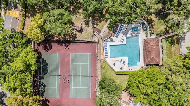 Building Photo - 2710 4th Ct