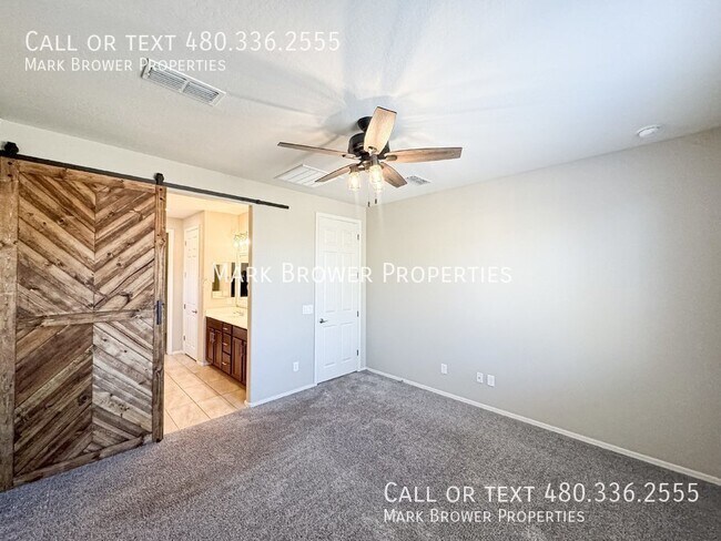 Building Photo - 4594 Kirkland Ave