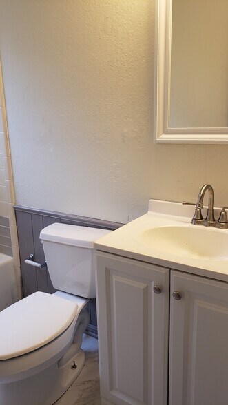 Building Photo - 5312 Chad Rd