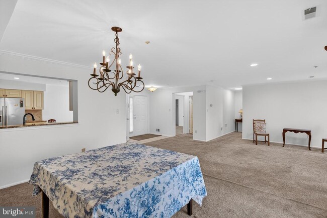 Building Photo - 324 Tuvira Ln