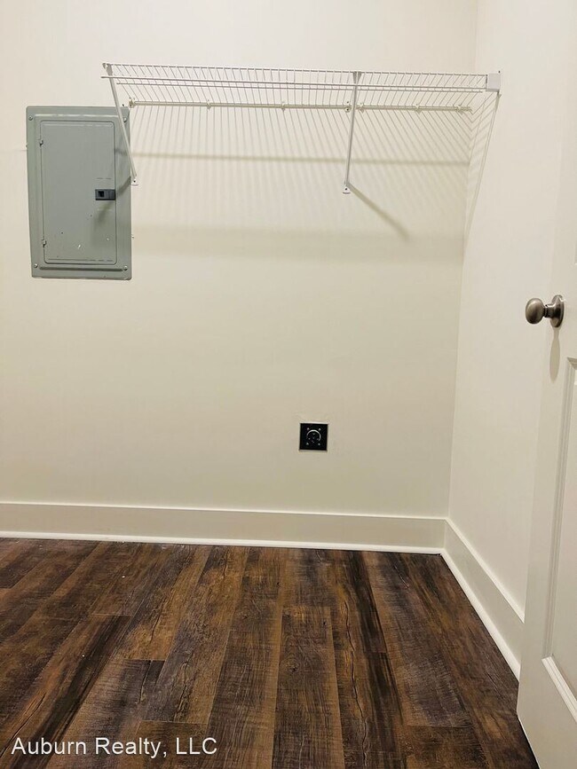 Building Photo - 1 br, 1 bath House - Condos at Mill Creek ...
