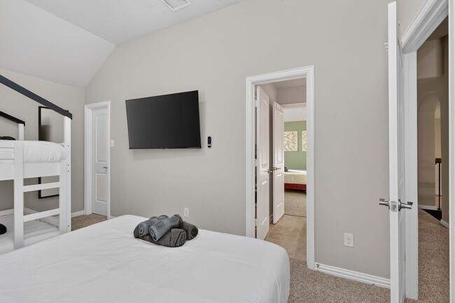 Building Photo - 2626 Flat Bush Ave