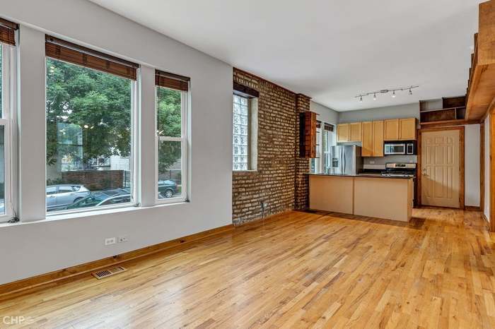 Building Photo - 1349 N Washtenaw Ave