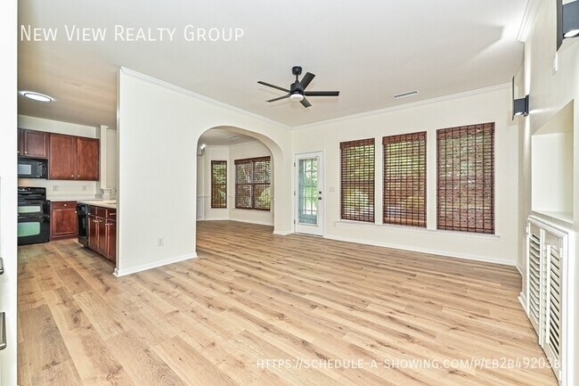 Building Photo - 10208 Old Carolina Dr
