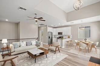 Building Photo - Bella Victoria