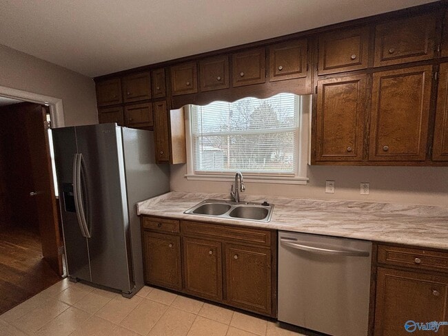 Building Photo - 2206 Harris Rd NW