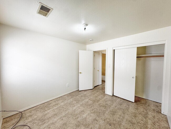 Building Photo - 2309 Iron Gate Trail SW