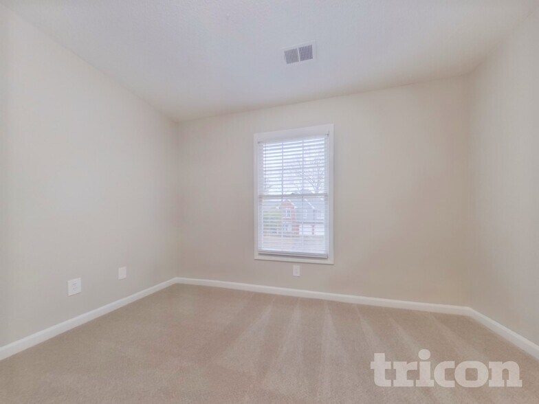 Building Photo - 2153 Soft Pine Ln NW