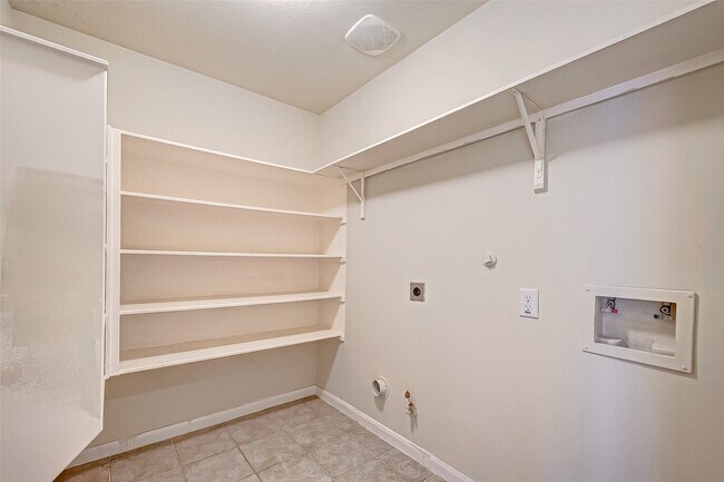 Building Photo - 17038 Midnight Sun Ln