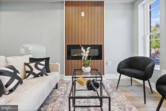 Building Photo - 1607 E Lanvale St