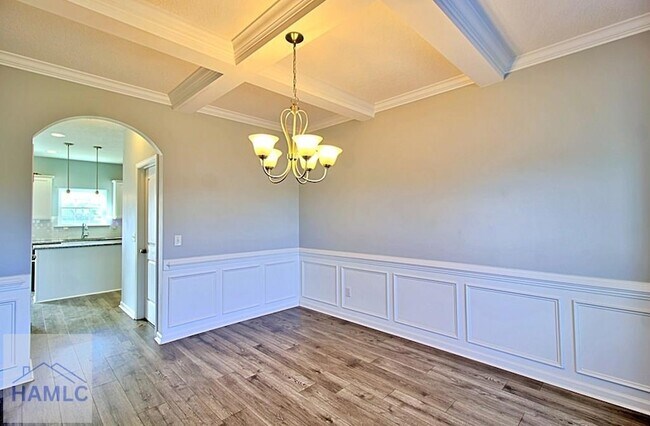 Building Photo - 7 Upland Ct