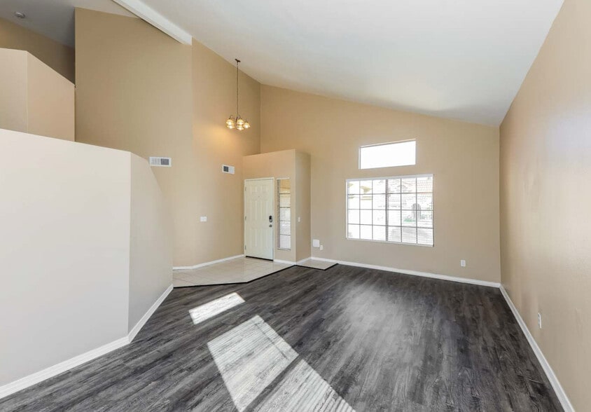 Building Photo - 414 W Ella J Gilmore St