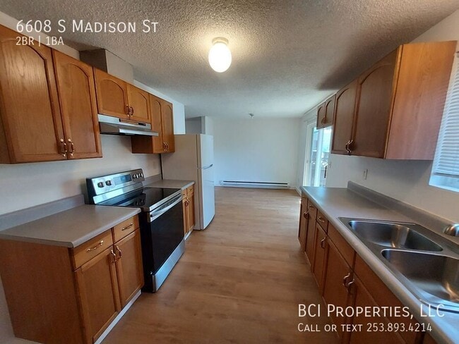 Building Photo - 6608 S Madison St
