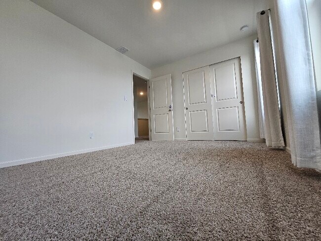 Building Photo - 7750 W 105th Pl