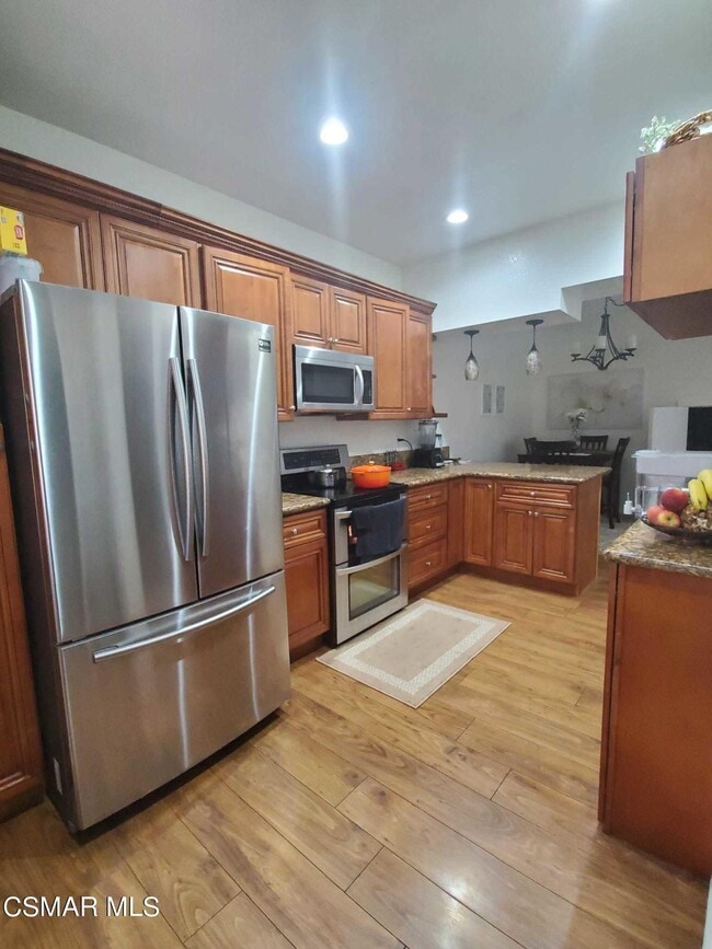 Building Photo - 5780 Freebird Ln
