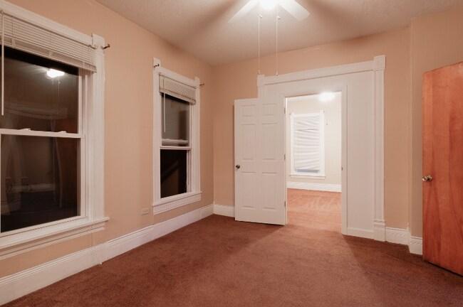 Building Photo - 209 Tioga St