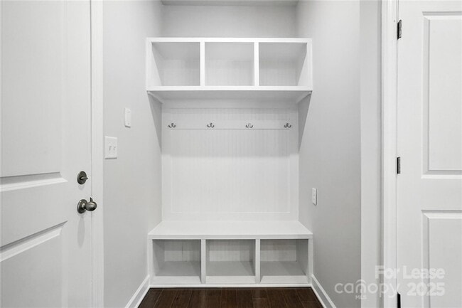 Building Photo - 125 Cedar Knoll Cir