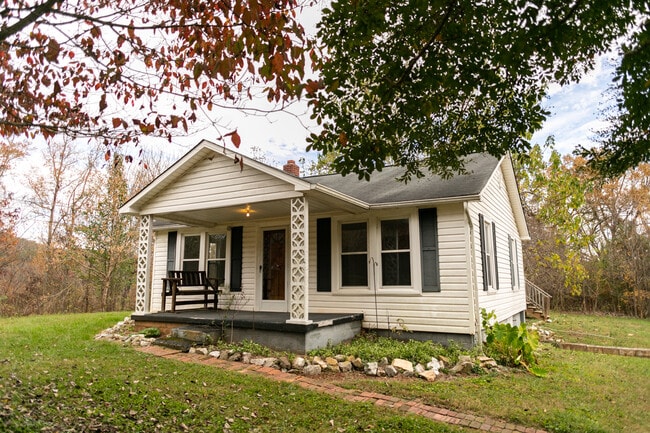 Primary Photo - 4871 Ponderosa Rd