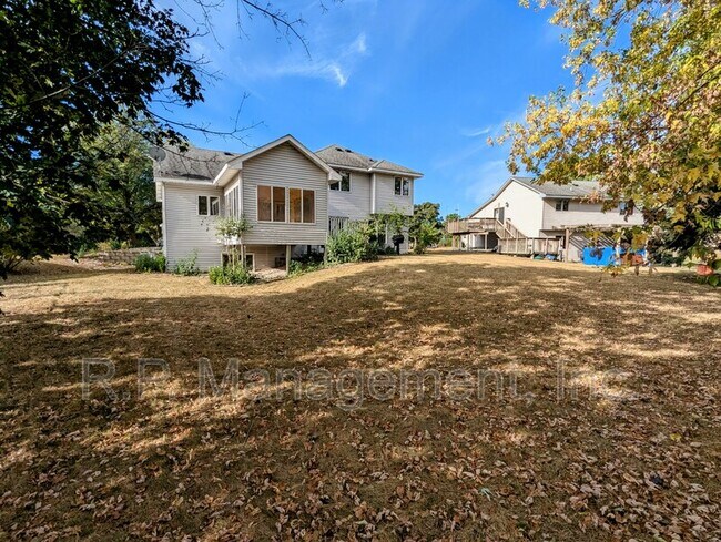 Building Photo - 12069 Wedgewood Dr NW