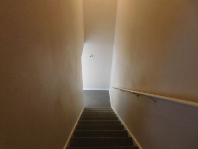 Building Photo - Charming 3-Bedroom Townhome in Winter Garden!