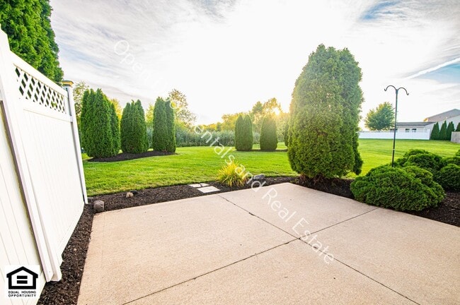 Building Photo - 12595 Shearwater Run