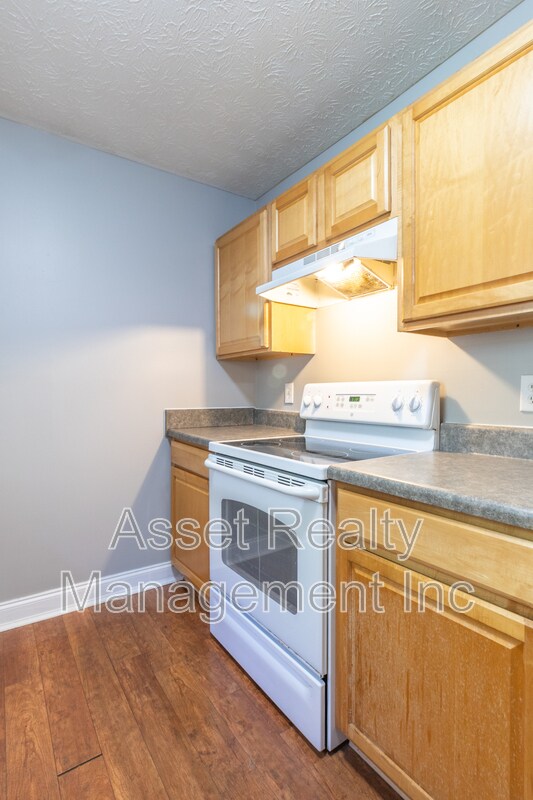 Building Photo - 7005 Buddy J Ln