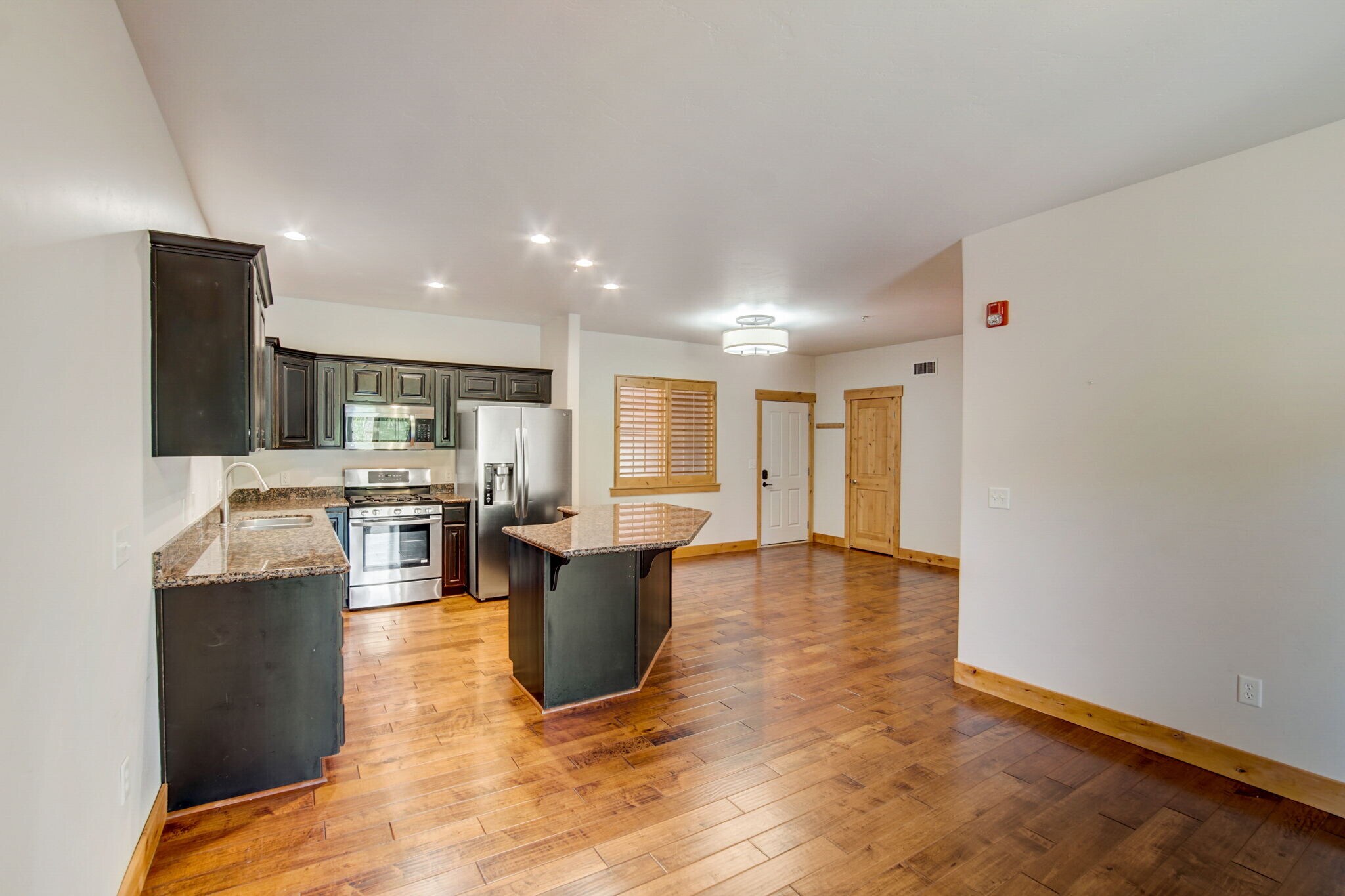 Building Photo - 5519 Lillehammer Ln
