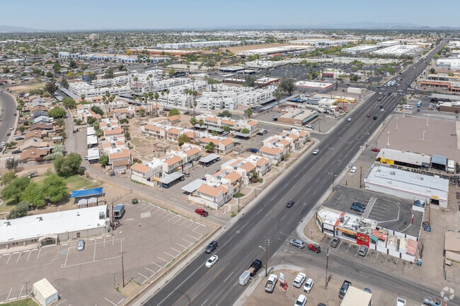 Aerial Photo - El Sereno Apartments