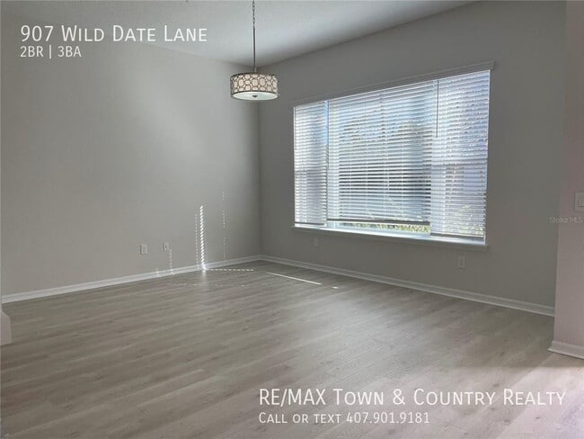 Building Photo - Griffin Park Townhome in Lake Mary