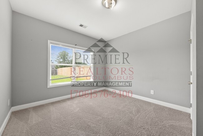 Building Photo - 158 Lee Rd 2137