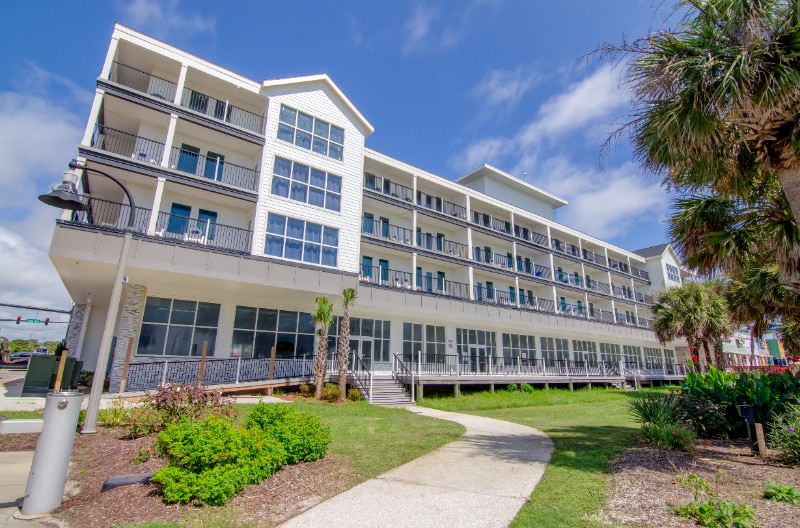 Building Photo - 700 N Ocean Blvd