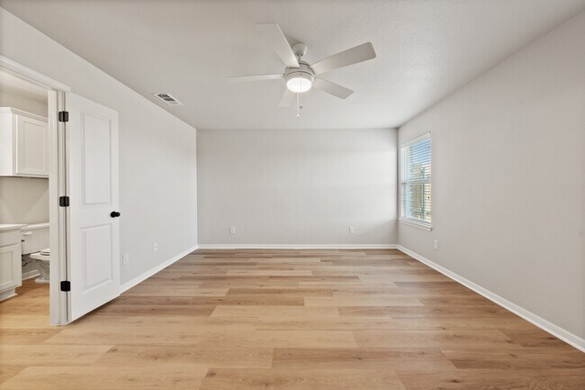 Building Photo - 3107 Wasilla Dr