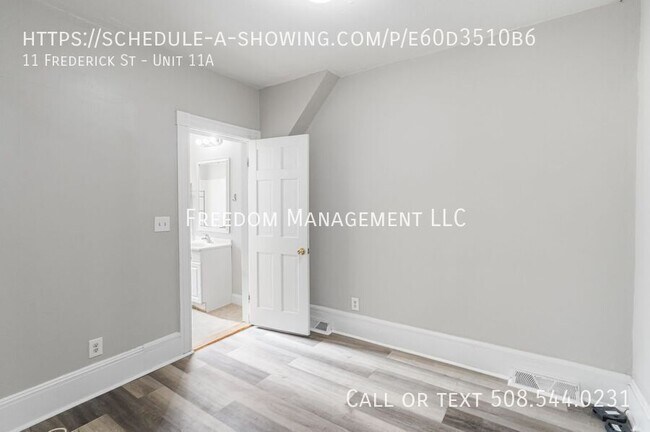 Building Photo - 11 Frederick St