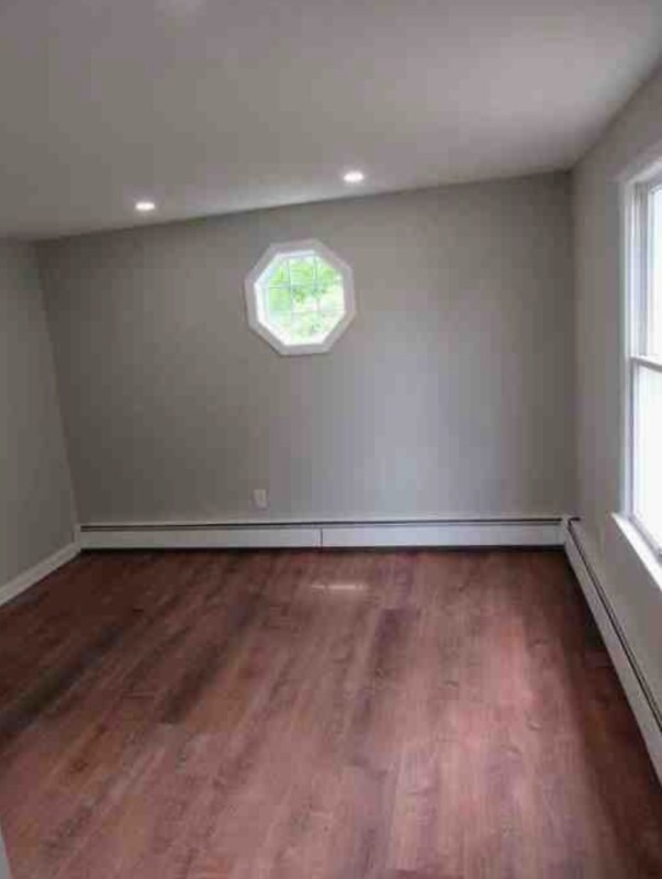 Building Photo - 24 Steinhardt Ave