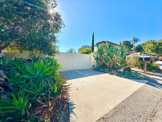 Building Photo - Lovely, Newly Renovated, & Fully-Detached Guest Home Unit on Gated and Private Country Property o...