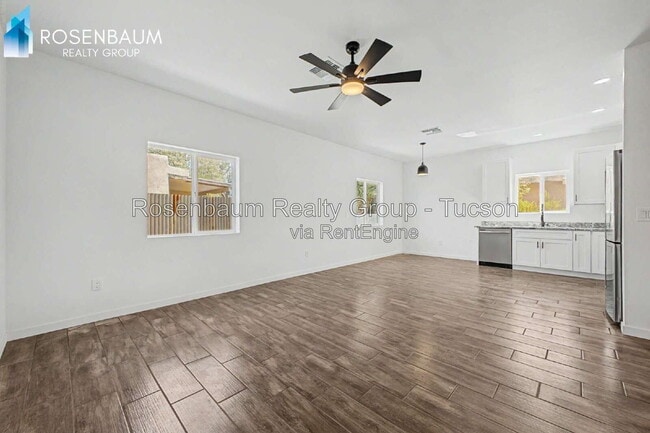Building Photo - 2956 N Richey Blvd