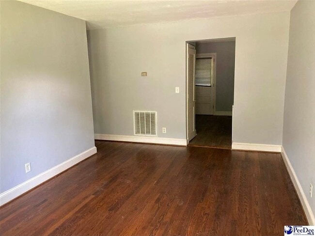 Building Photo - 1509 State Rd S-21-394