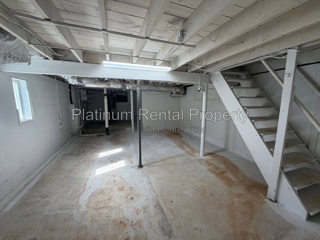 Building Photo - 1868 Quarry Rd