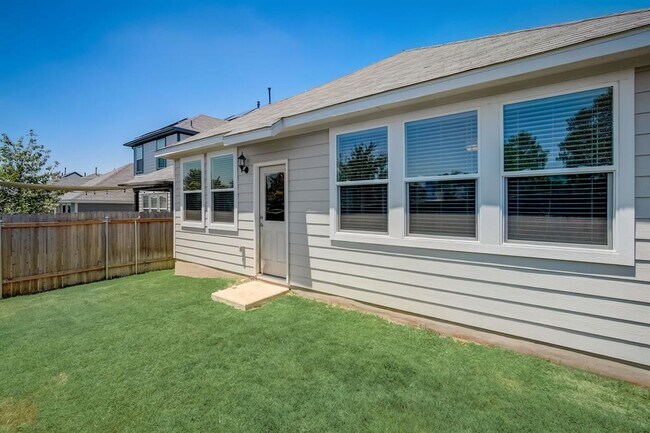 Building Photo - 5407 Jason Dr