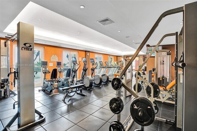 Building Photo - 550 Okeechobee Blvd