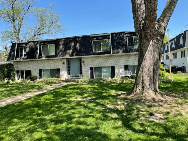 Building Photo - 287- MYERS LANDING