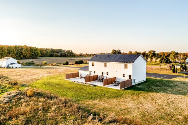 Building Photo - 10268 Cleveland Rd