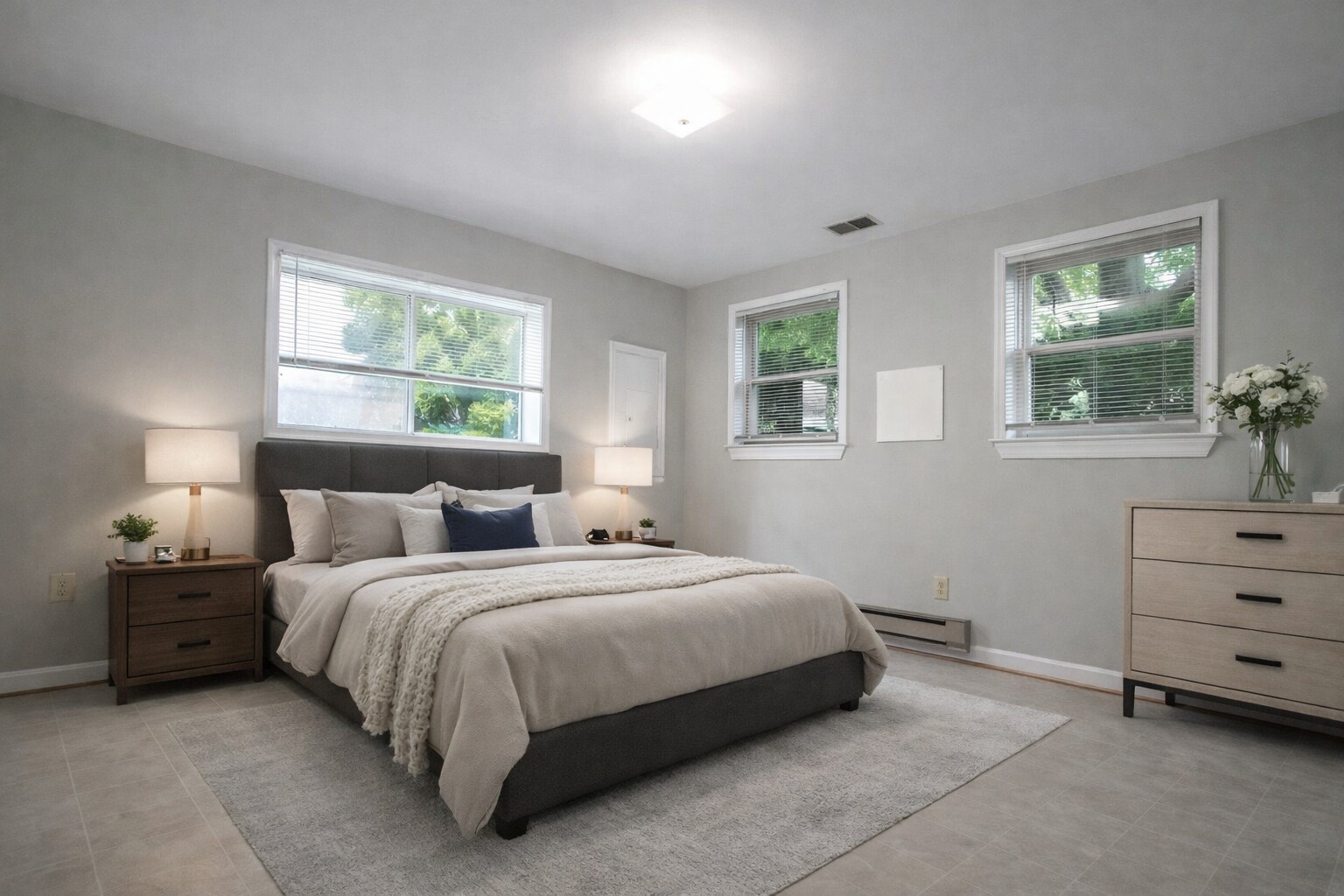 Building Photo - 8729 36th Ave