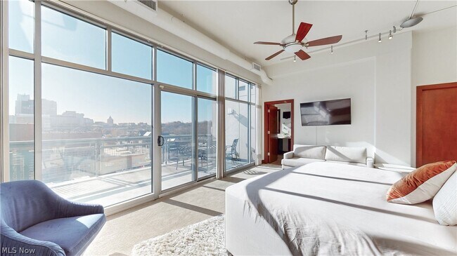 Building Photo - 21 Furnace St