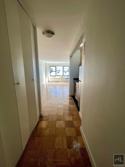 Building Photo - EAST 36 STREET