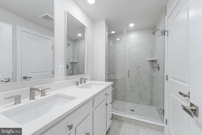 Building Photo - 21815 Express Ter