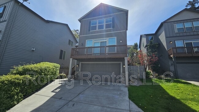 Building Photo - 1405 NE 71st Dr